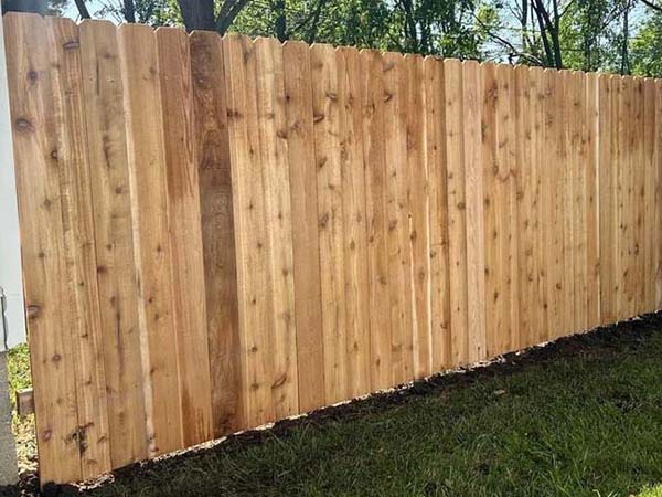 Grove City OH stockade style wood fence